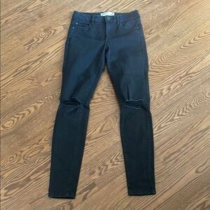 Garage Size 5 Black Distressed High Rise Skinny Jeans